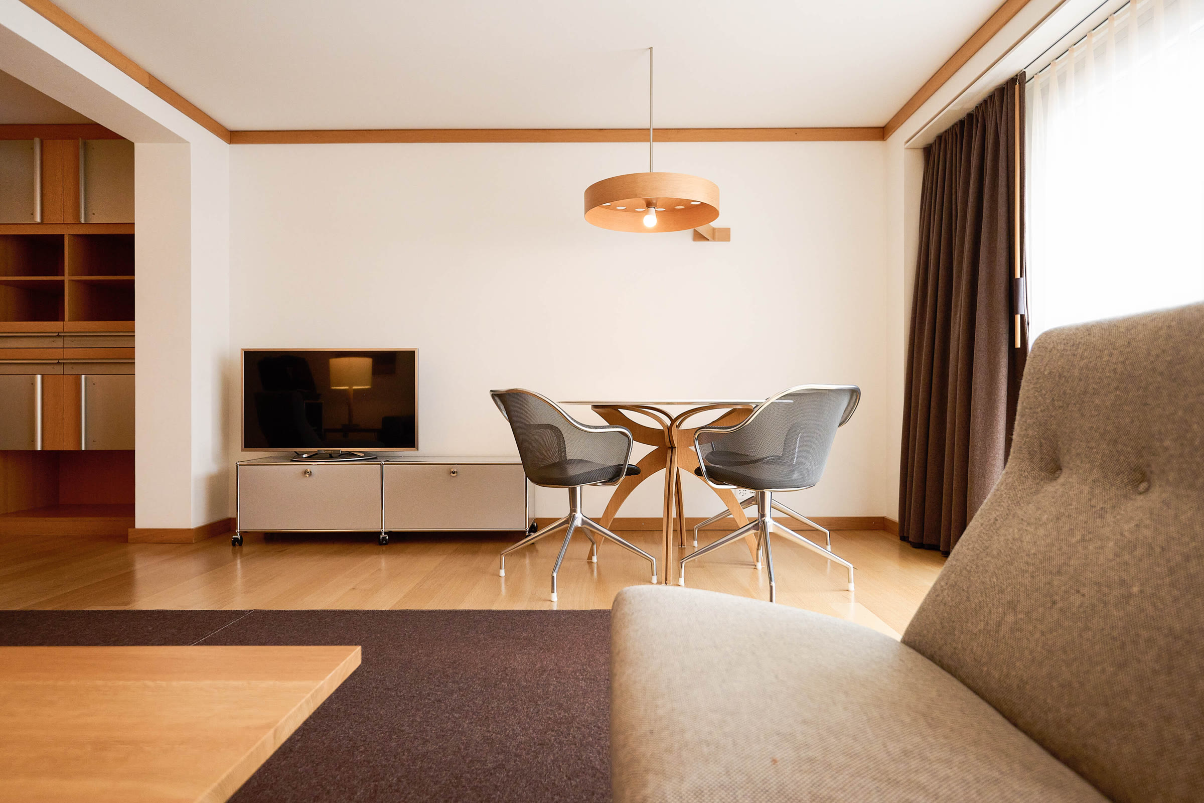 Corner Suite
